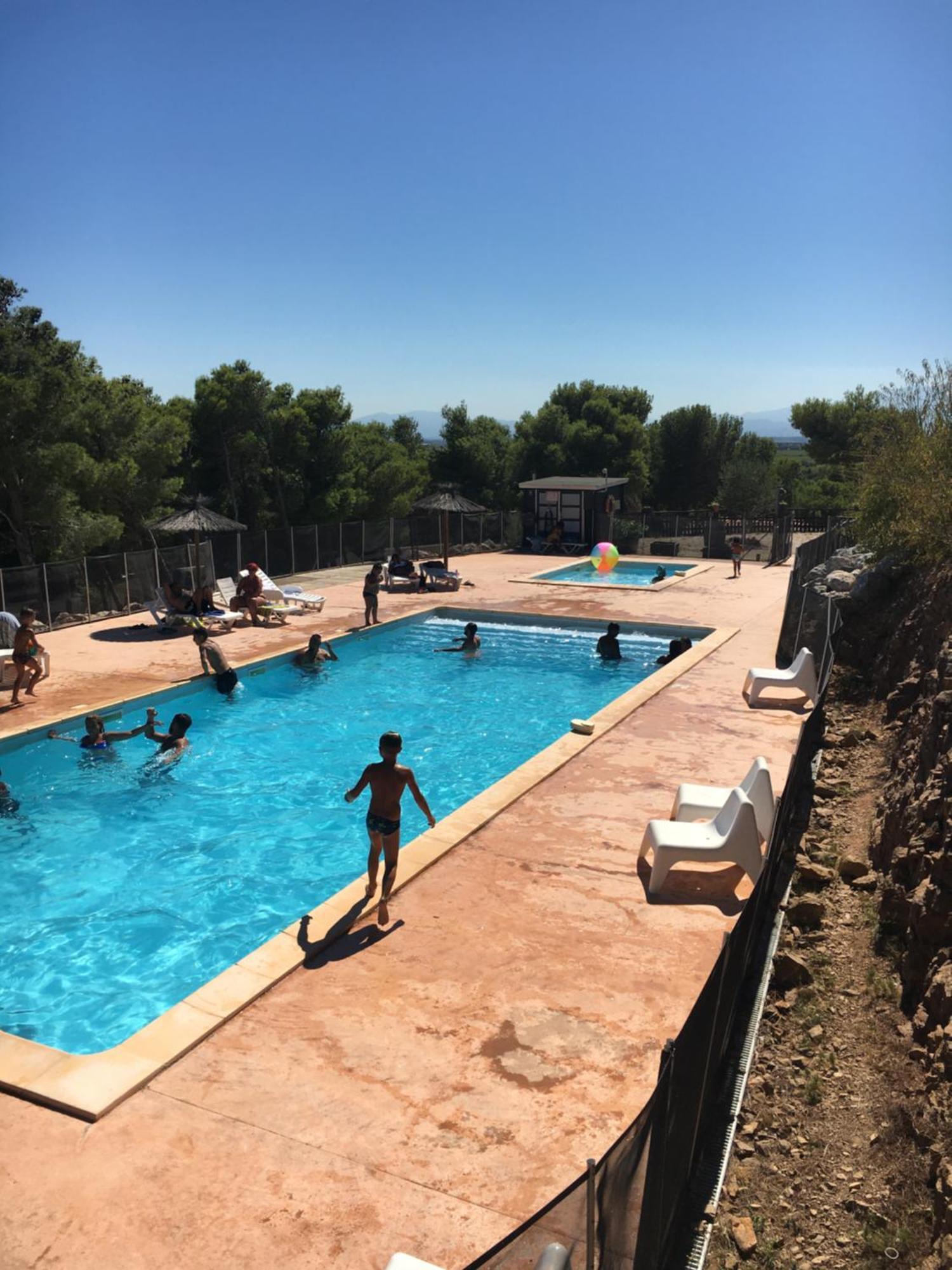 Camping Le Bois De Pins Salses-le-Château Eksteriør bilde