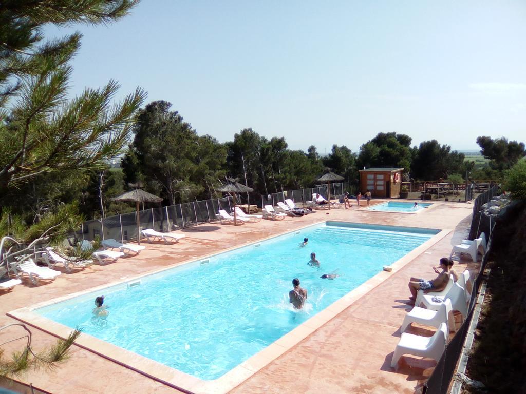 Camping Le Bois De Pins Salses-le-Château Eksteriør bilde