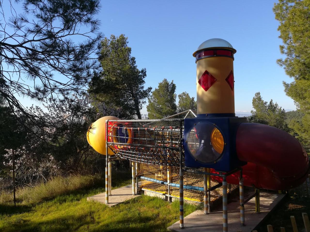 Camping Le Bois De Pins Salses-le-Château Eksteriør bilde